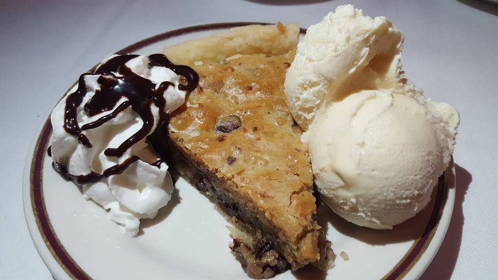 The Union Hotel & Restaurant | restaurant | 200 N Broadway, De Pere, WI 54115, USA | 9203366131 OR +1 920-336-6131