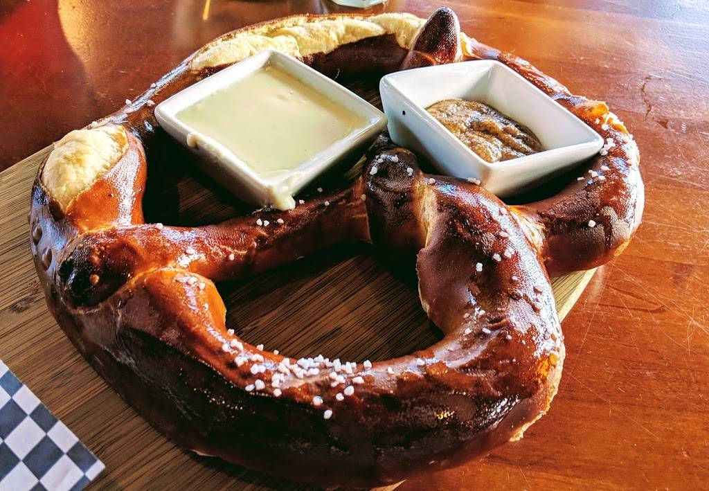 Killington Peak Lodge | restaurant | 4763 Killington Rd, Killington, VT 05751, USA | 8006216867 OR +1 800-621-6867