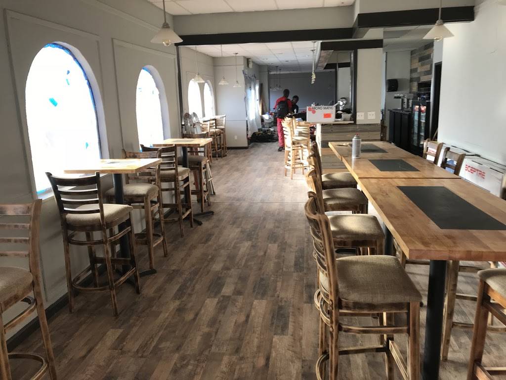 On Tap Brew And Bistro | restaurant | 29100 Pacific Hwy S #11, Federal Way, WA 98003, USA | 2062126856 OR +1 206-212-6856