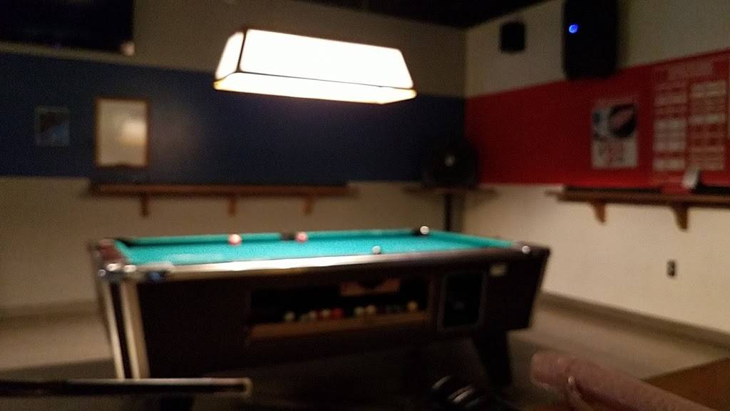 Happy Hour Bar Grill | restaurant | 4424 W Jefferson Ave, Ecorse, MI 48229, USA | 3139282336 OR +1 313-928-2336