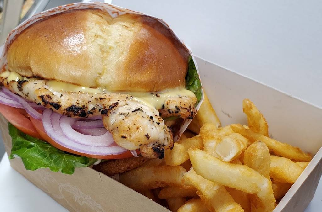 As Chicken Sandos & Wings | restaurant | 2469 Naglee Rd, Tracy, CA 95304, USA | 2098319375 OR +1 209-831-9375