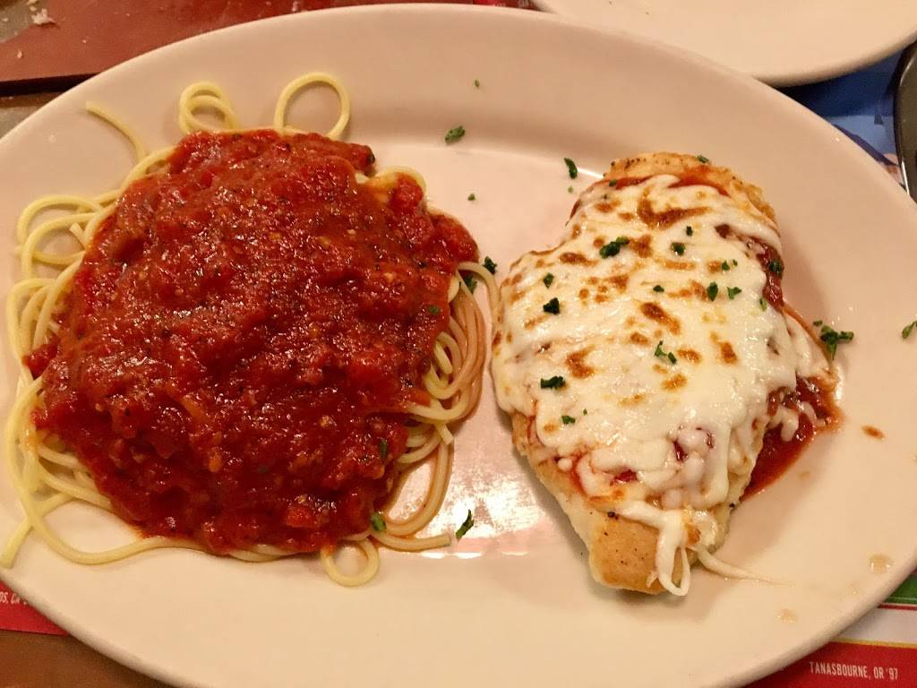 The Old Spaghetti Factory | meal takeaway | 275 Fifth Ave, San Diego, CA 92101, USA | 6192334323 OR +1 619-233-4323