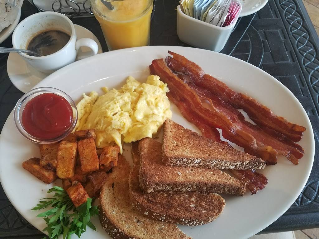 The Cheesecake Factory | restaurant | 7497 Dadeland Mall Cir W, Miami, FL 33156, USA | 3056655400 OR +1 305-665-5400