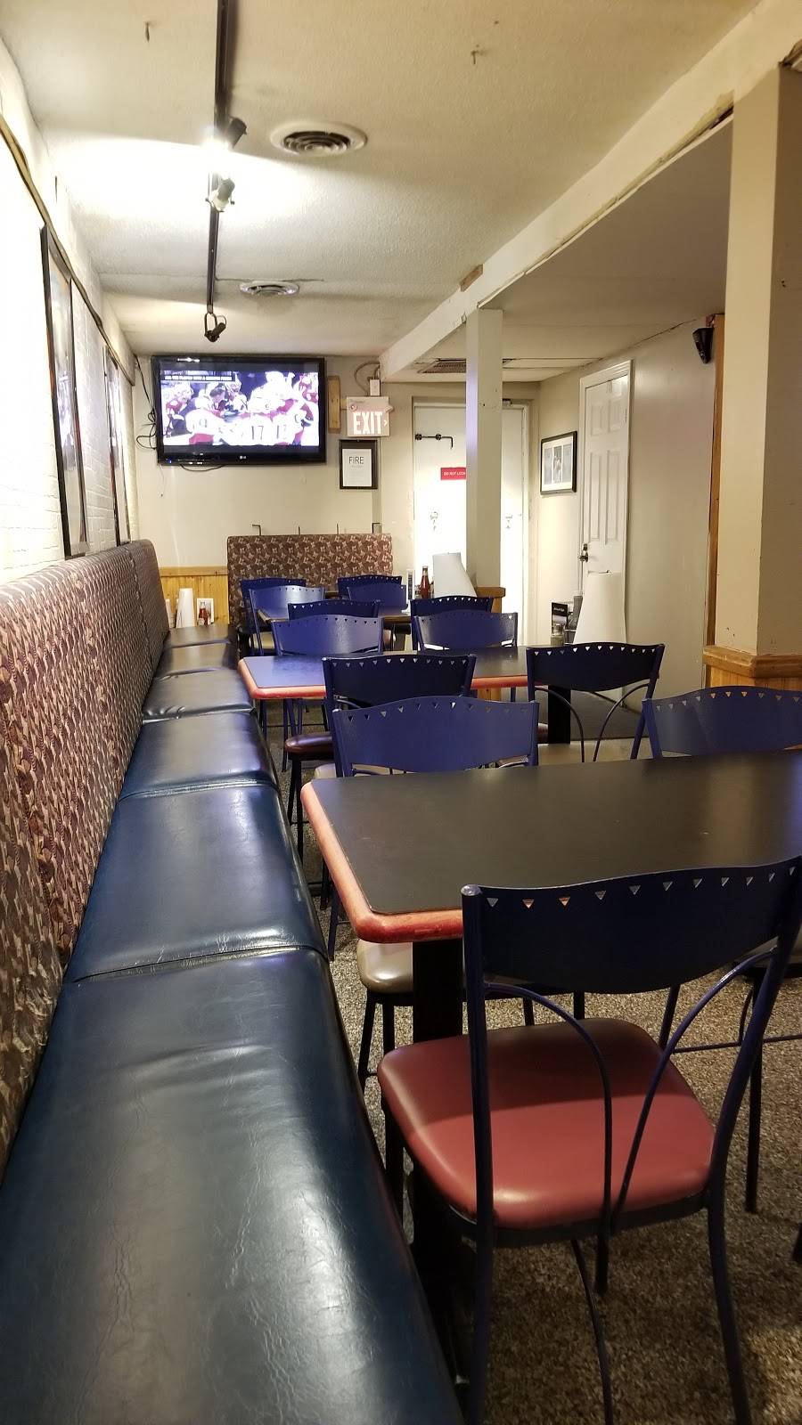 Sammys Rec Room | restaurant | 10 Mt Pleasant St, Brantford, ON N3T 1S5, Canada | 5197200000 OR +1 519-720-0000