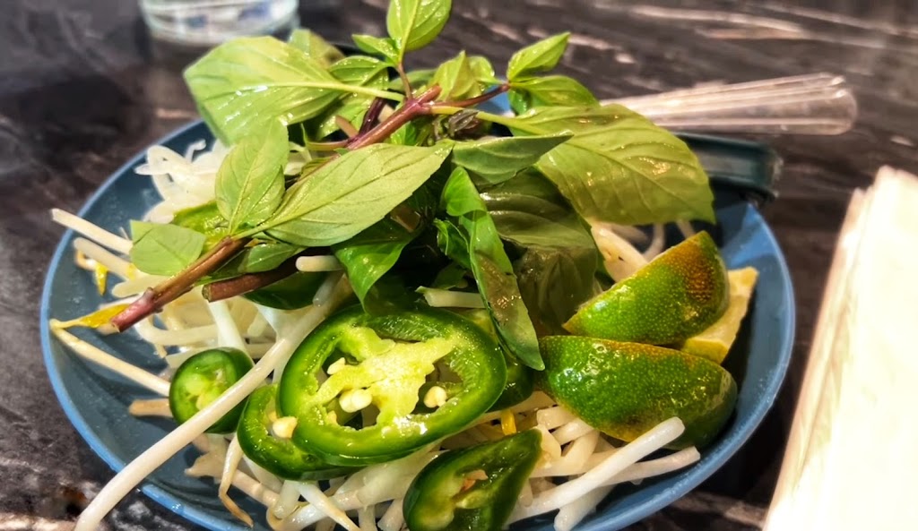 Pho Momma | restaurant | 9555 Folsom Blvd Suite A, Sacramento, CA 95827, USA | 9168982192 OR +1 916-898-2192