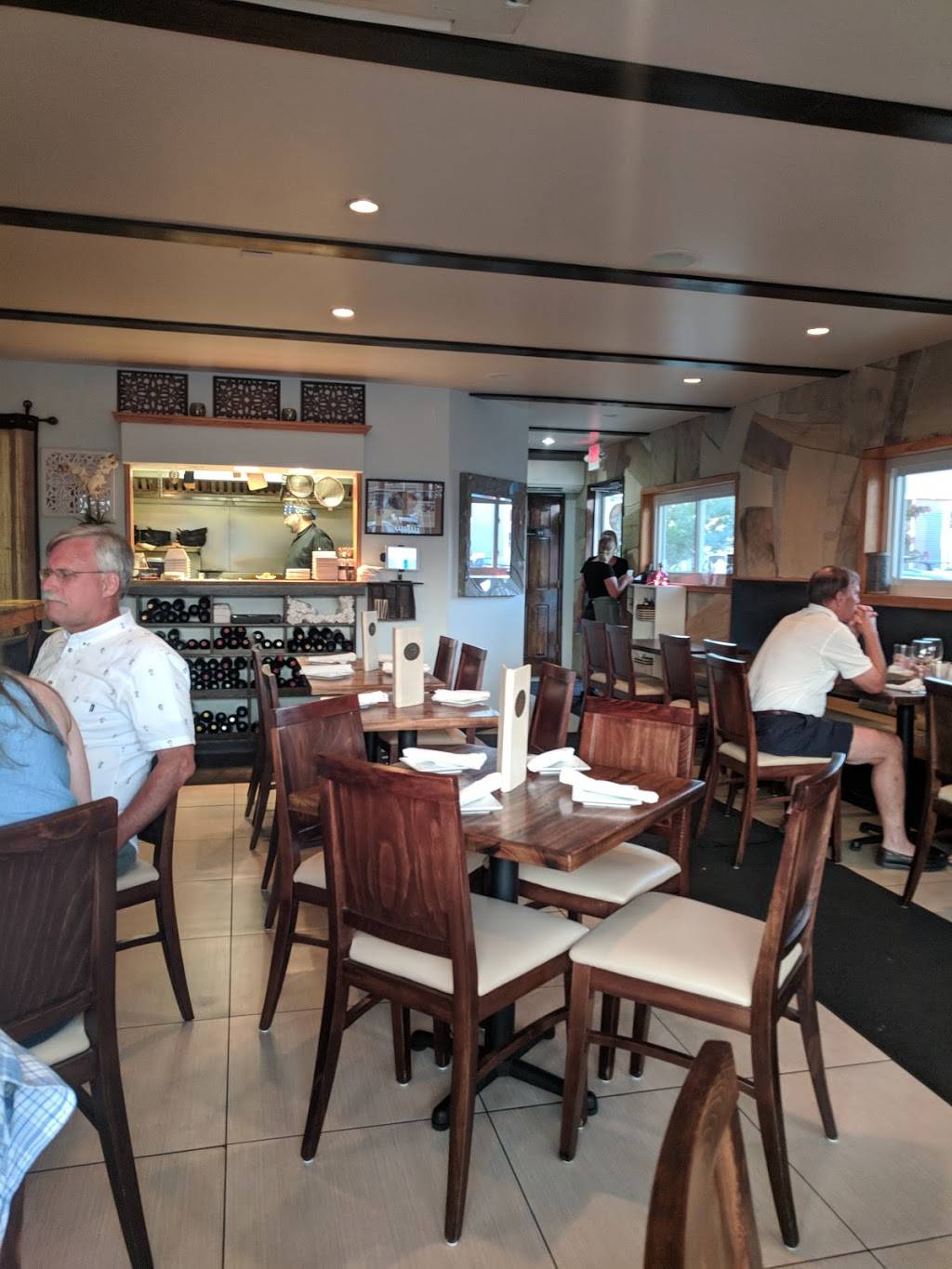 14 Global | restaurant | 14 N Pennsylvania Ave, Bethany Beach, DE 19930, USA | 3026161035 OR +1 302-616-1035