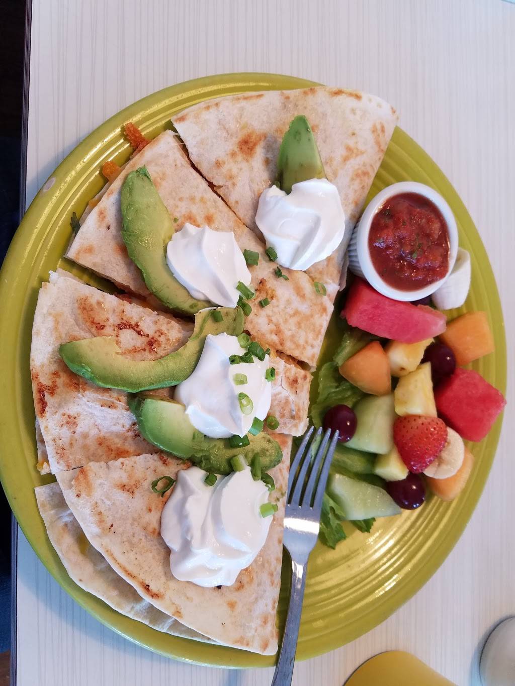 Citrus Diner | restaurant | 844 E Ogden Ave, Westmont, IL 60559, USA | 6306551840 OR +1 630-655-1840