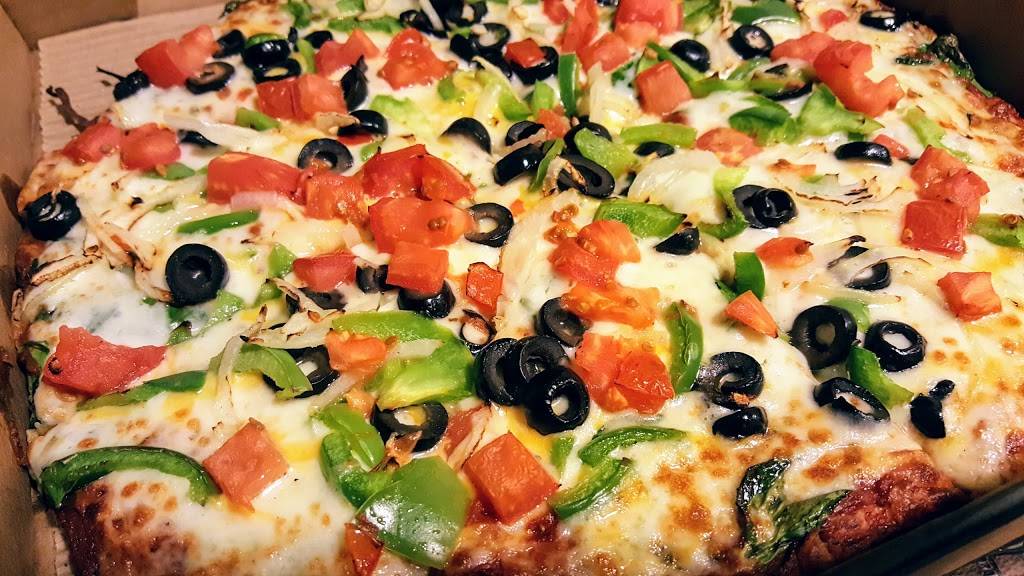 Round Table Pizza | meal delivery | 4330 Redondo Beach Blvd, Torrance, CA 90504, USA | 3103718009 OR +1 310-371-8009