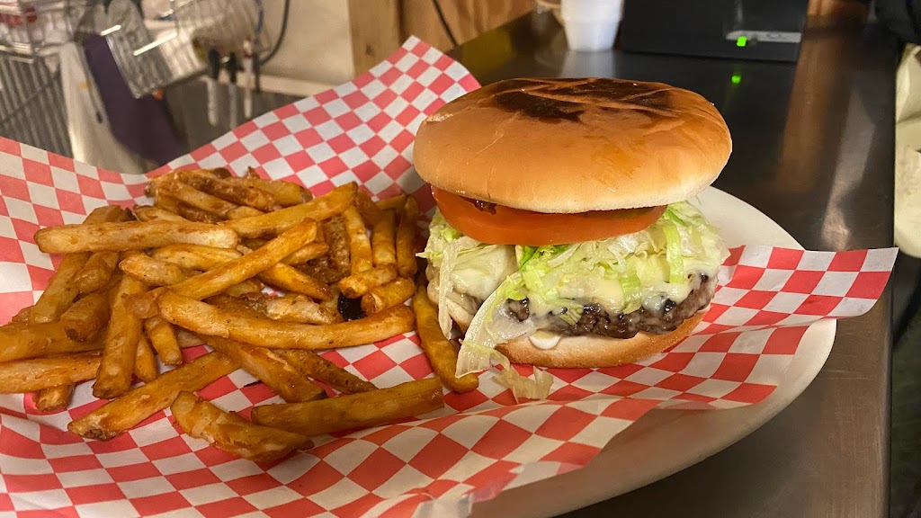 Guapos Sports Bar and Grill | restaurant | 2101 Veterans Blvd Suite A and B, McComb, MS 39648, USA | 6013644720 OR +1 601-364-4720