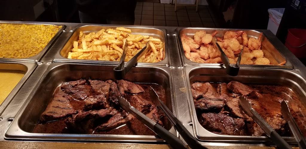 The Carriage House Buffet of Jefferson | restaurant | 1235 Athens St, Jefferson, GA 30549, USA | 7063671385 OR +1 706-367-1385