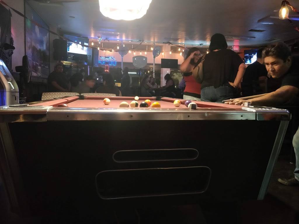 The Library, Downtown Bakersfield | restaurant | 1718 Chester Ave, Bakersfield, CA 93301, USA | 6614930516 OR +1 661-493-0516