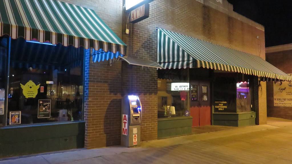 Lews Blue Note Bar & Grill | restaurant | 341 Beale St, Memphis, TN 38103, USA | 9015778387 OR +1 901-577-8387