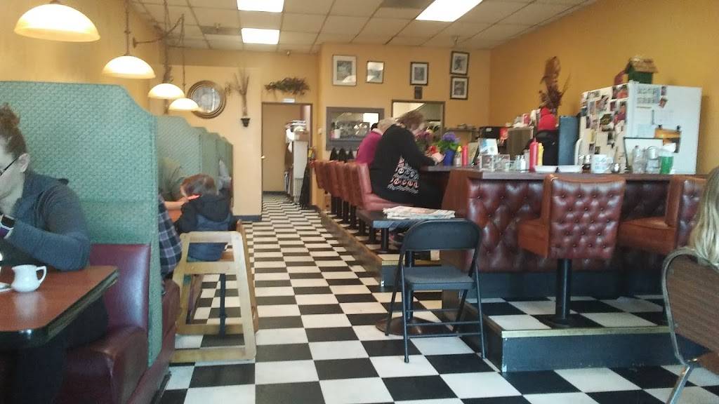 Maridons Cafe & Malt Shop | restaurant | 3012 Pacific Ave # H, Forest Grove, OR 97116, USA | 5033593513 OR +1 503-359-3513