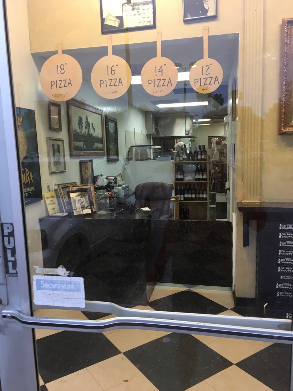 Gourmetos Pizza | restaurant | 8216 World Center Dr B, Orlando, FL 32821, USA | 4074651818 OR +1 407-465-1818