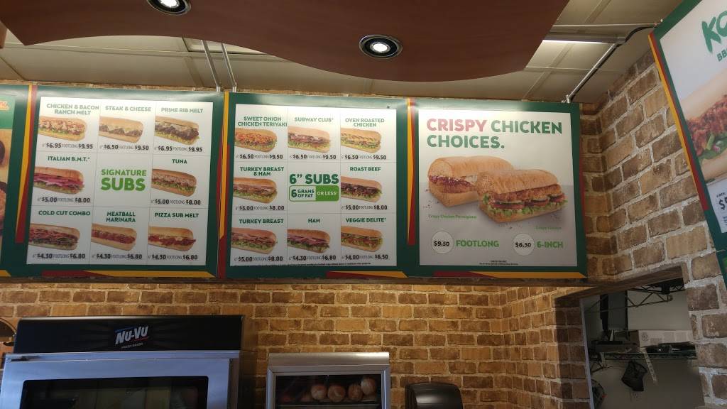 Subway | restaurant | 300 York Mills Rd Unit 2A, Toronto, ON M2L 2Y5, Canada | 6479874737 OR +1 647-987-4737