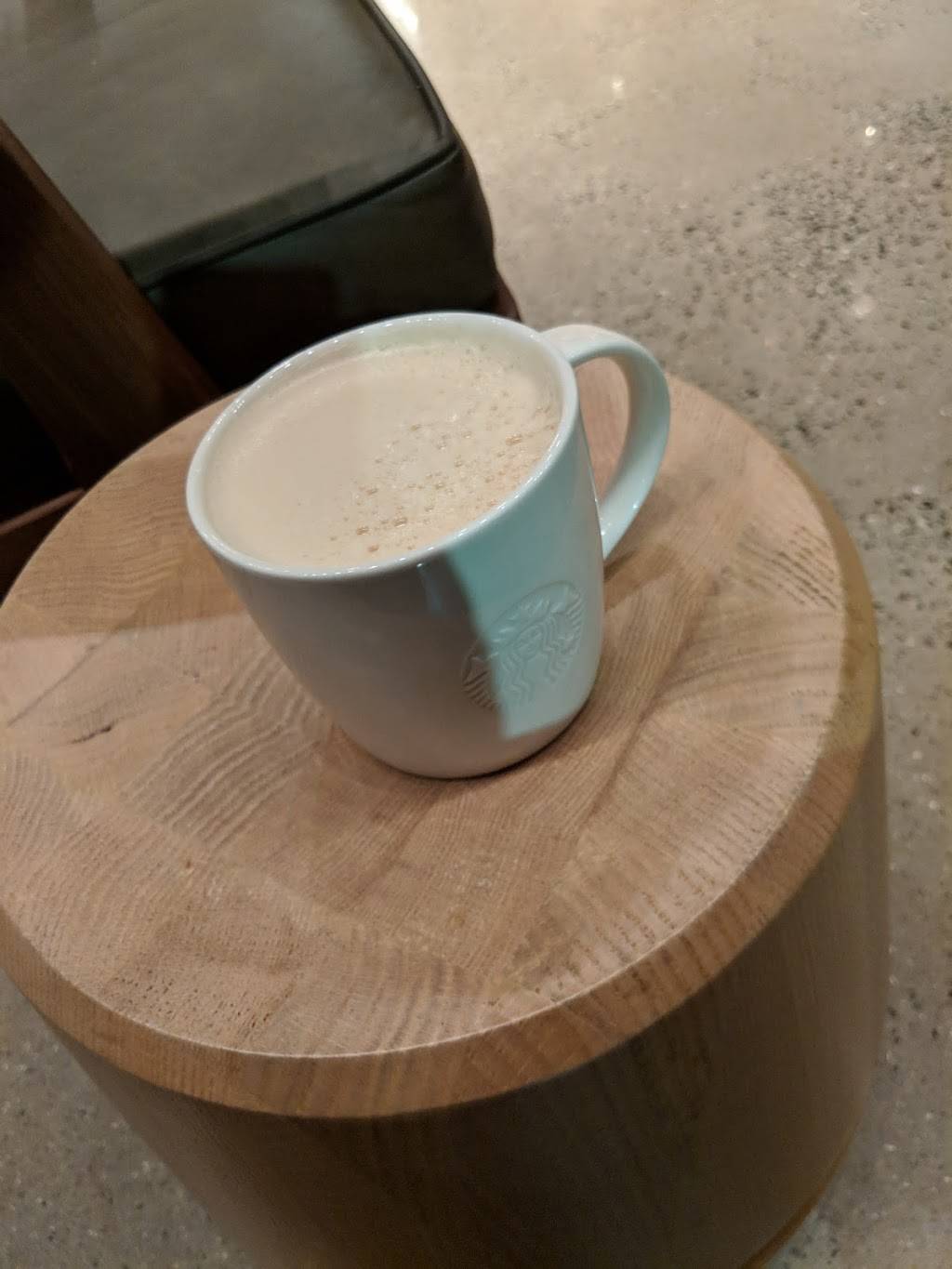 Starbucks | cafe | 1601 Egypt Rd, Phoenixville, PA 19460, USA | 2674737324 OR +1 267-473-7324