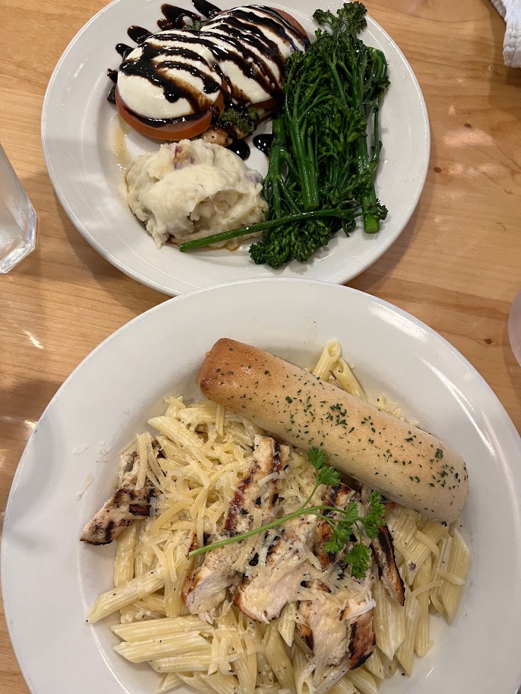 Lindys Restaurant | restaurant | 27843 US-95, Athol, ID 83801, USA | 2086833400 OR +1 208-683-3400