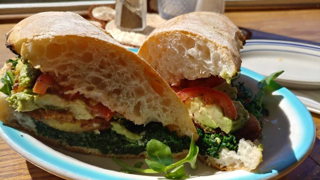 Grandchamps | restaurant | 197 Patchen Ave, Brooklyn, NY 11233, USA | 7184844880 OR +1 718-484-4880