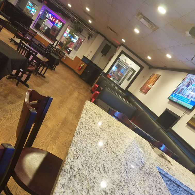 VStar Restaurant And Lounge | restaurant | 602 Merrimack St, Lowell, MA 01852, USA | 9784551101 OR +1 978-455-1101