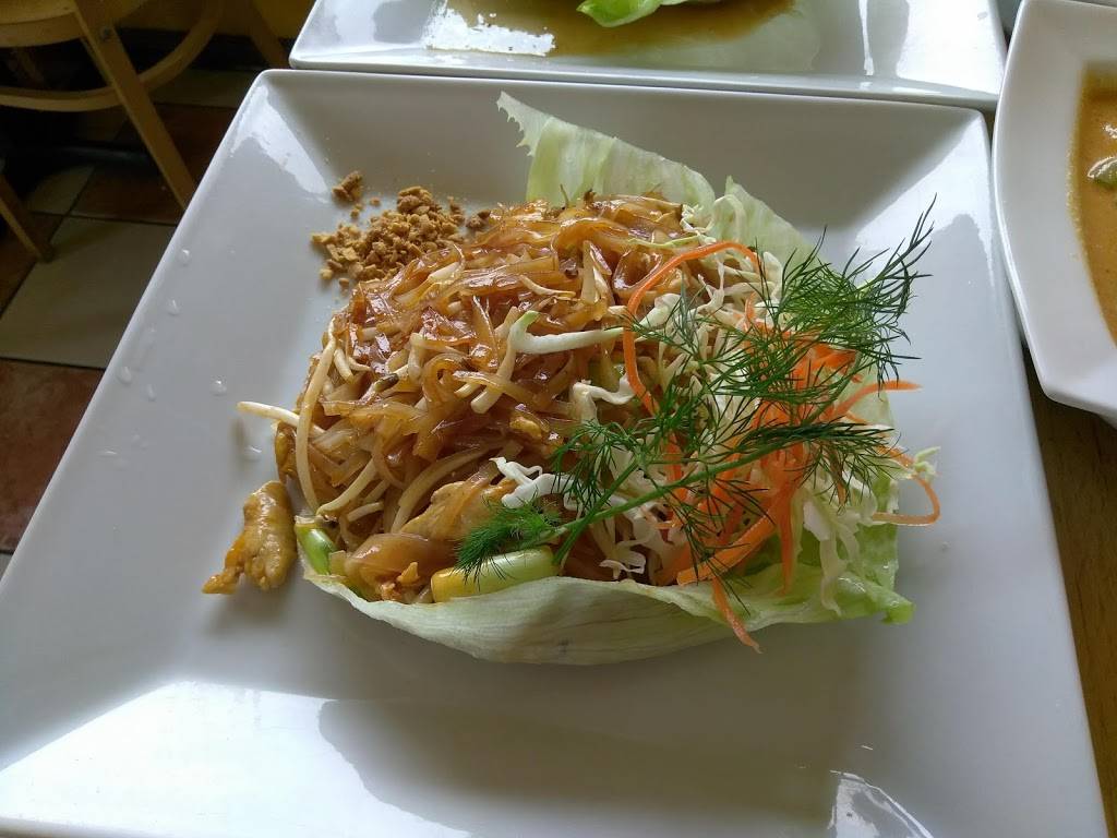 Lomita Thai Cafe | restaurant | 1733 Pacific Coast Hwy, Lomita, CA 90717, USA | 3105301443 OR +1 310-530-1443