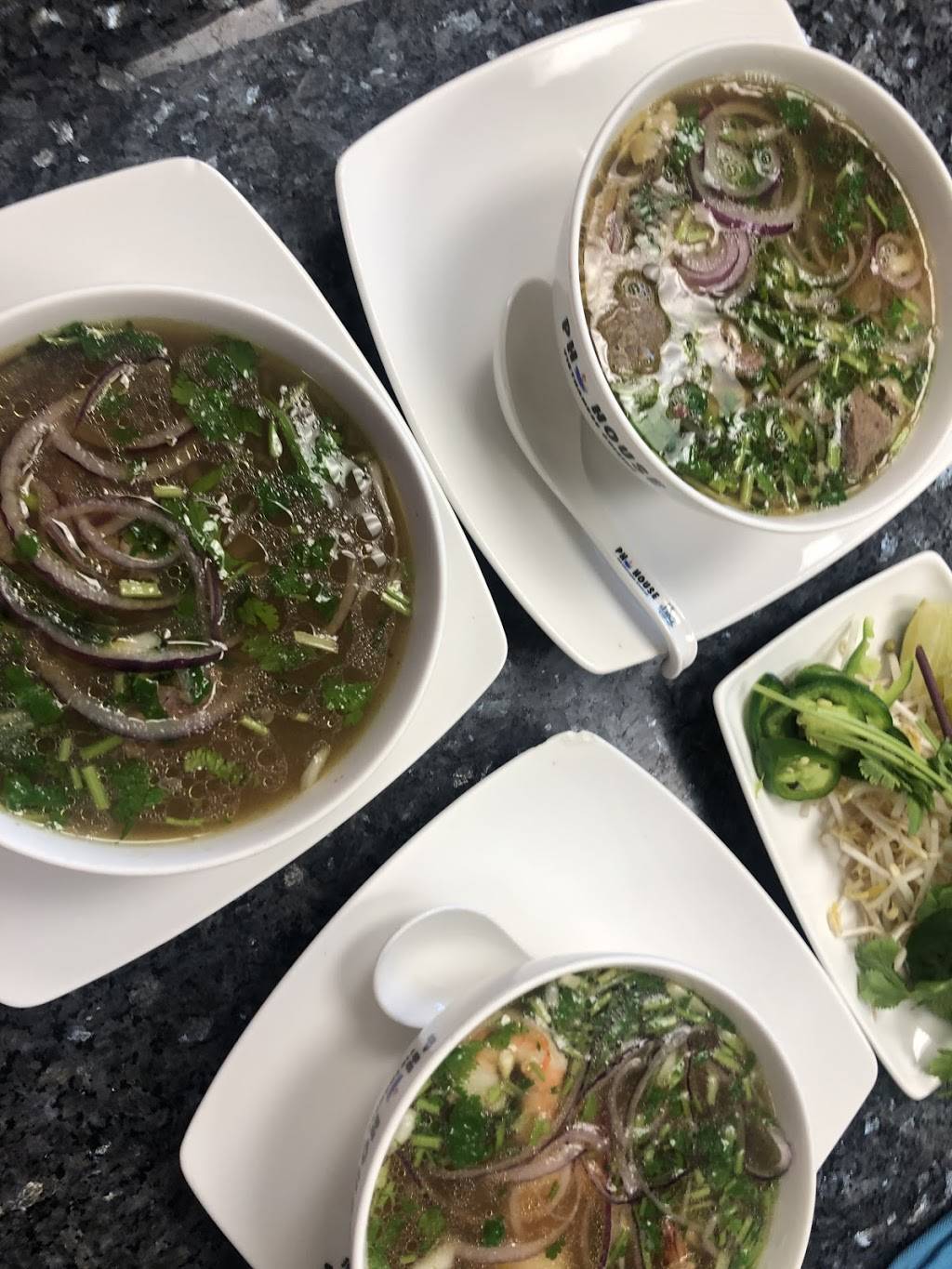 Pho House Brews & More | restaurant | 4216 Decker Dr, Baytown, TX 77520, USA | 8326952070 OR +1 832-695-2070