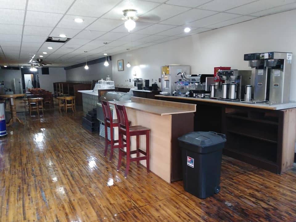 Center Street Cafe & Bakery | restaurant | 407 Center St, Union, IA 50258, USA | 6418497296 OR +1 641-849-7296