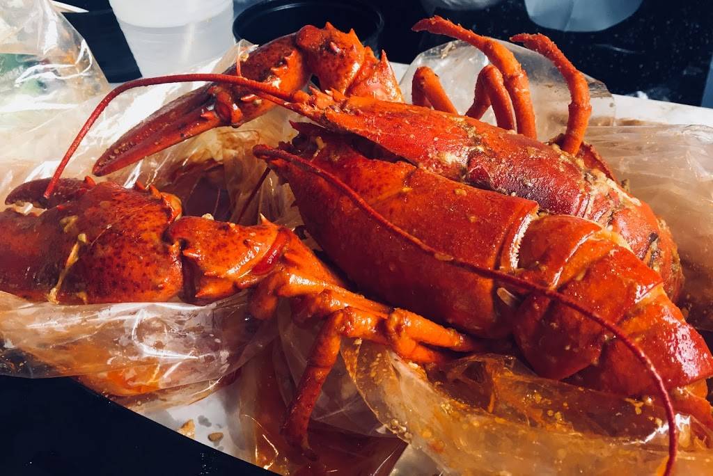 The Captains Boil | restaurant | 865 York Mills Rd #10A, North York, ON M3B 1Y6, Canada | 6473471288 OR +1 647-347-1288