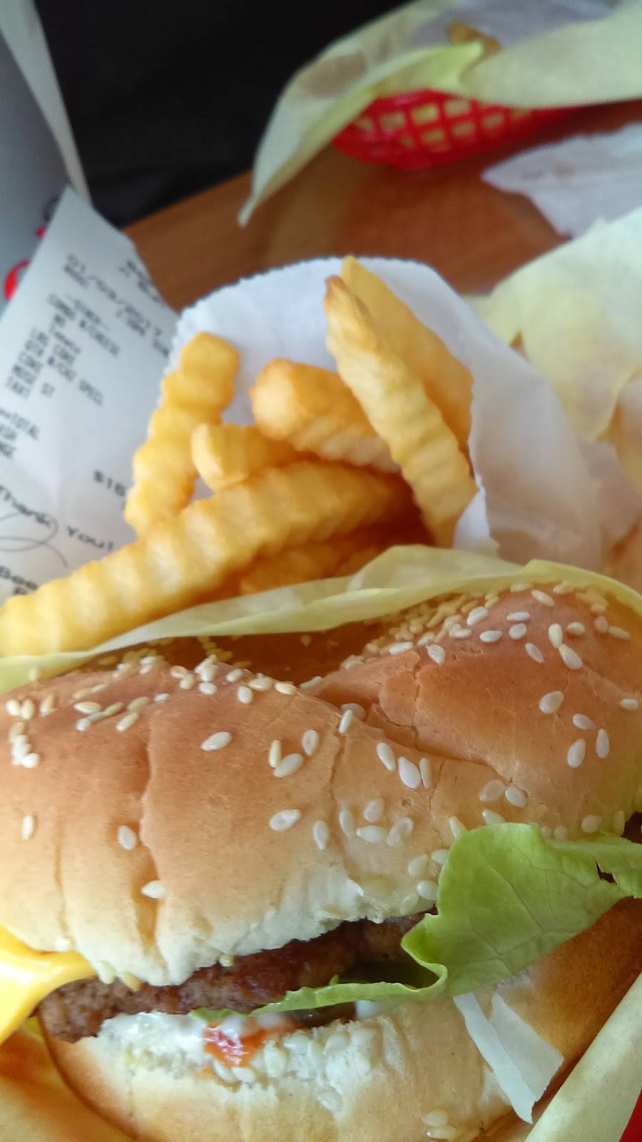 Beef n Bun | restaurant | 2477 Fletcher Pkwy, El Cajon, CA 92020, USA | 6194650767 OR +1 619-465-0767