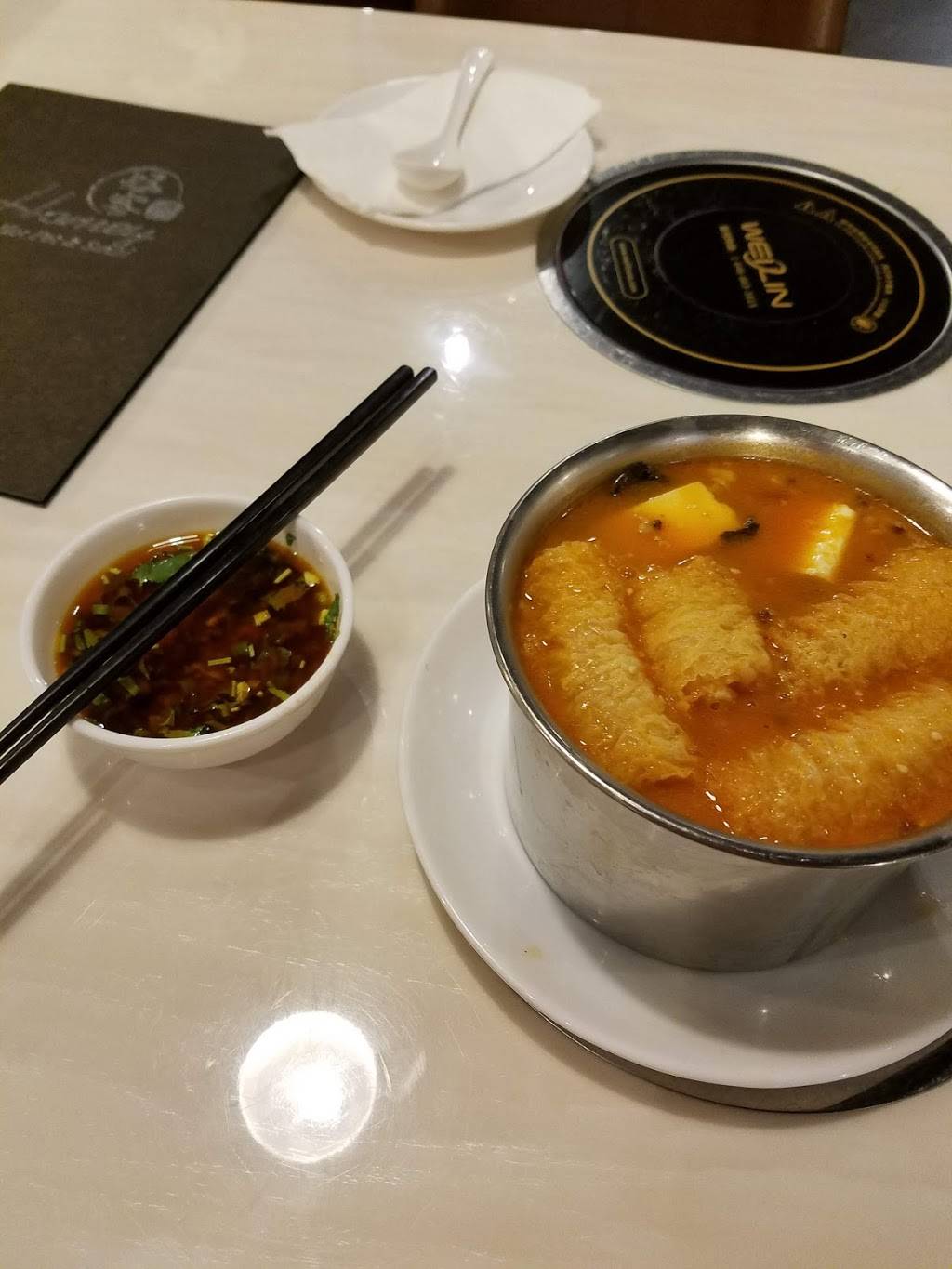 Homie HotPot&Sushi | restaurant | 306 N Walnut St, Bloomington, IN 47404, USA | 8126501171 OR +1 812-650-1171