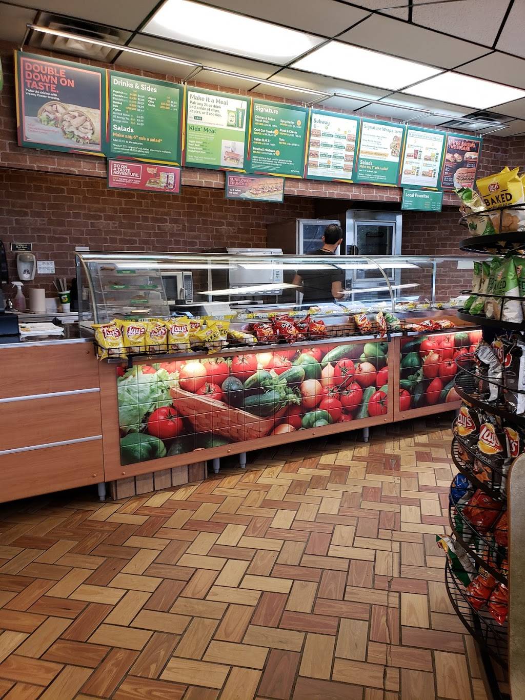 Subway | restaurant | 25 Jackson Industrial Dr, Ann Arbor, MI 48103, USA | 7346626552 OR +1 734-662-6552