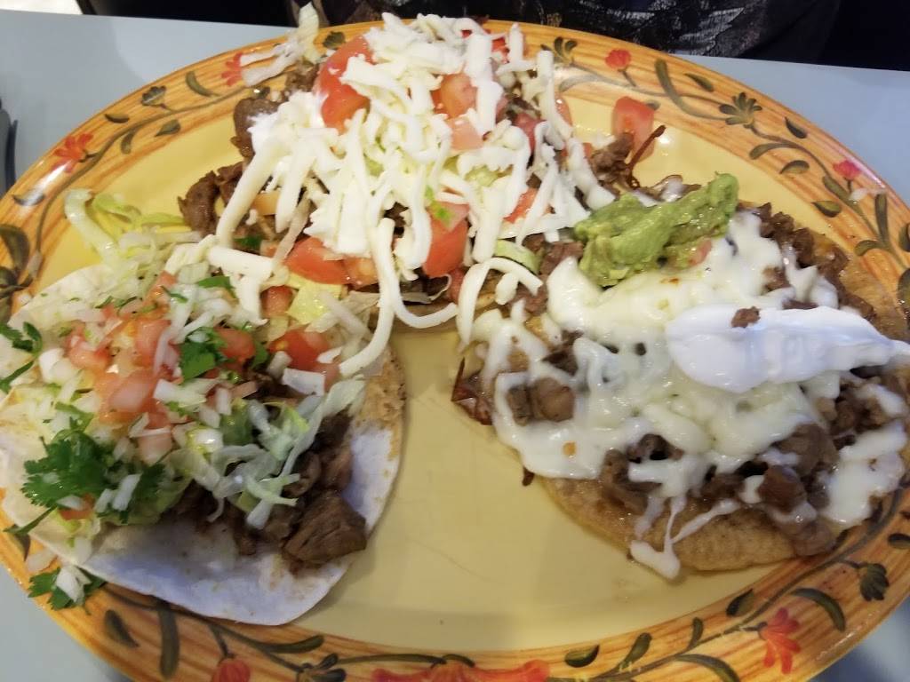 El Norteno | restaurant | 206 E State Rd, Island Lake, IL 60042, USA | 8474698401 OR +1 847-469-8401