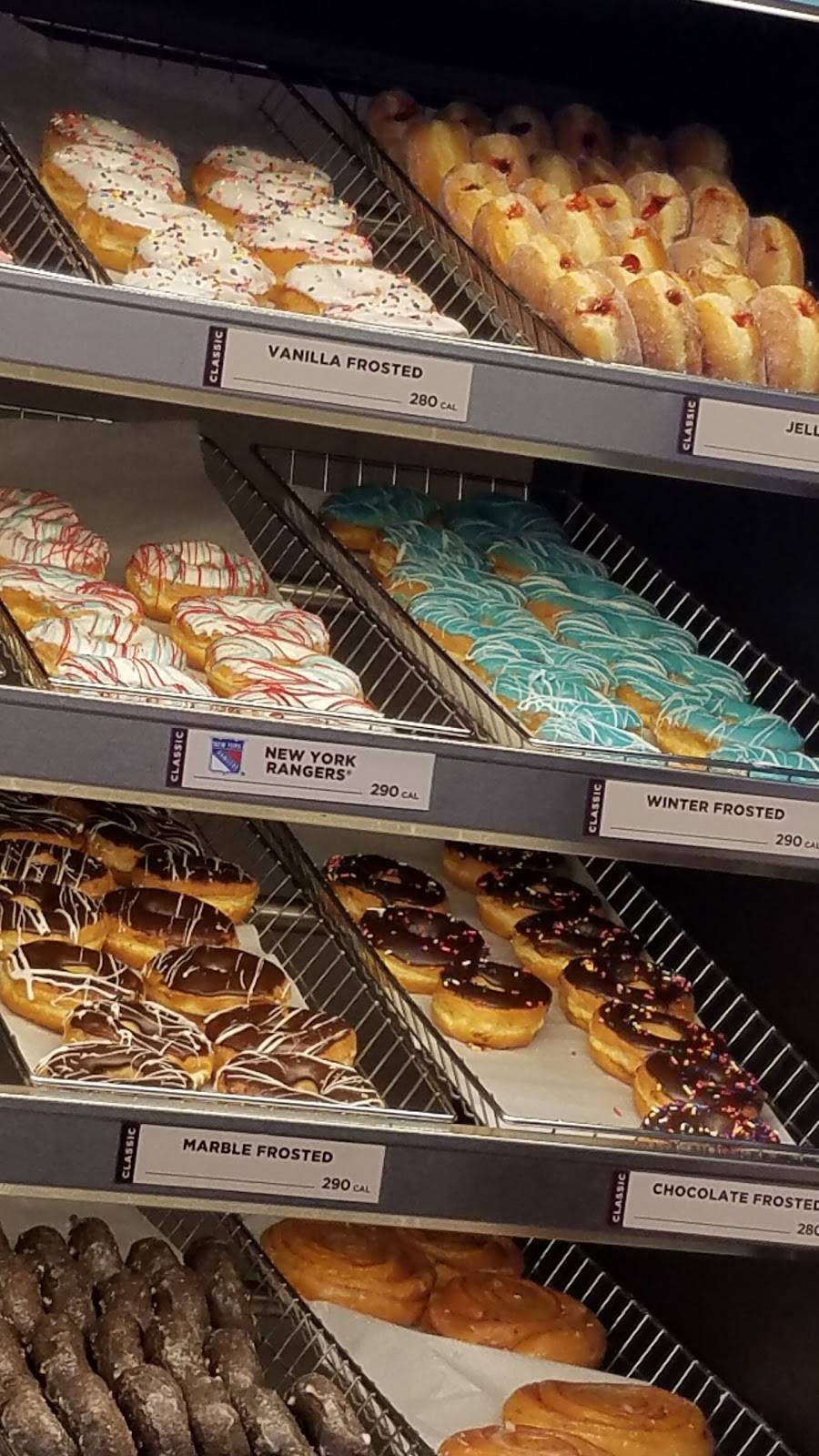 Dunkin Donuts | cafe | 7513 Metropolitan Ave, Middle Village, NY 11379, USA | 7183267837 OR +1 718-326-7837