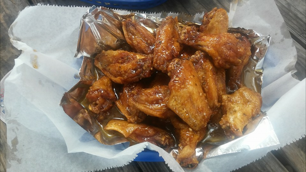 Gold Lion Bar and deli | night club | 4580 Coquina Ave, Titusville, FL 32780, USA | 3213625427 OR +1 321-362-5427