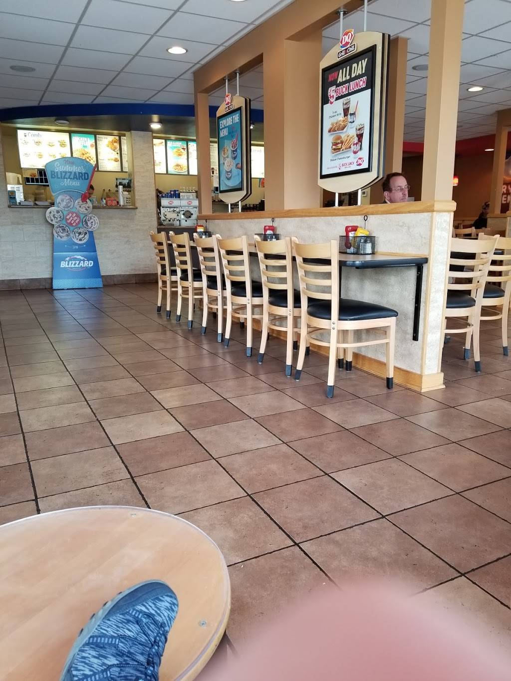 Dairy Queen Grill & Chill | restaurant | 230 Steinwehr Ave, Gettysburg, PA 17325, USA | 7173344424 OR +1 717-334-4424