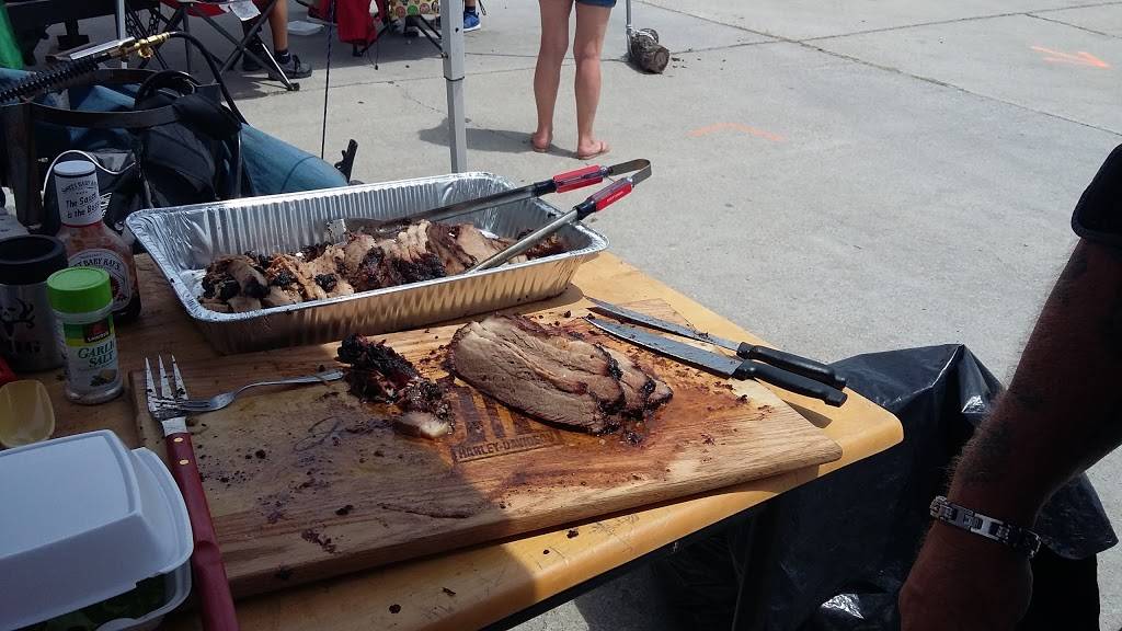 Chalet Sports Bar & Grill | restaurant | 2627 TX-361, Ingleside, TX 78362, USA | 3617763131 OR +1 361-776-3131