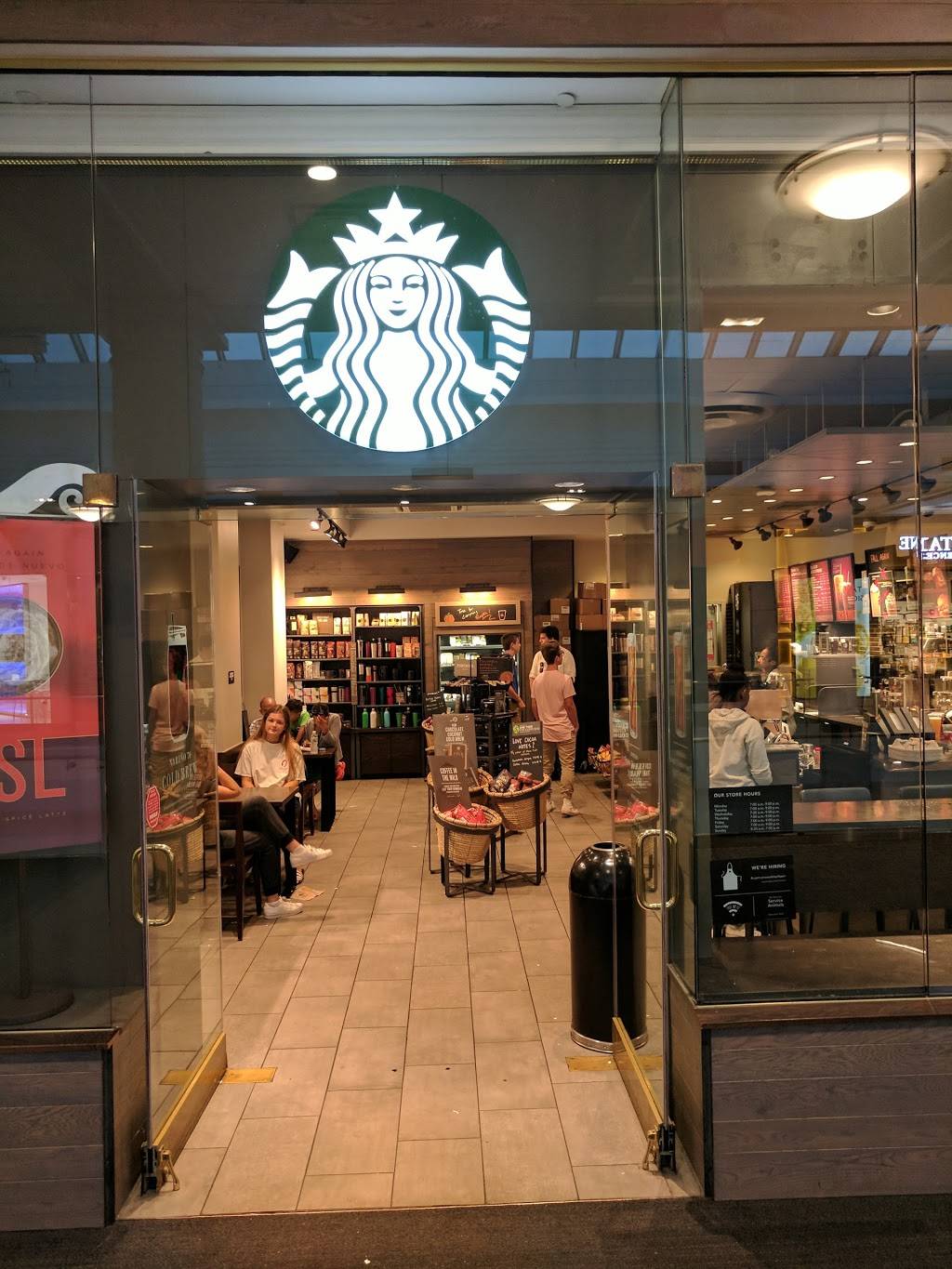 Starbucks | cafe | 125 Westchester Ave, White Plains, NY 10601, USA | 9149492478 OR +1 914-949-2478