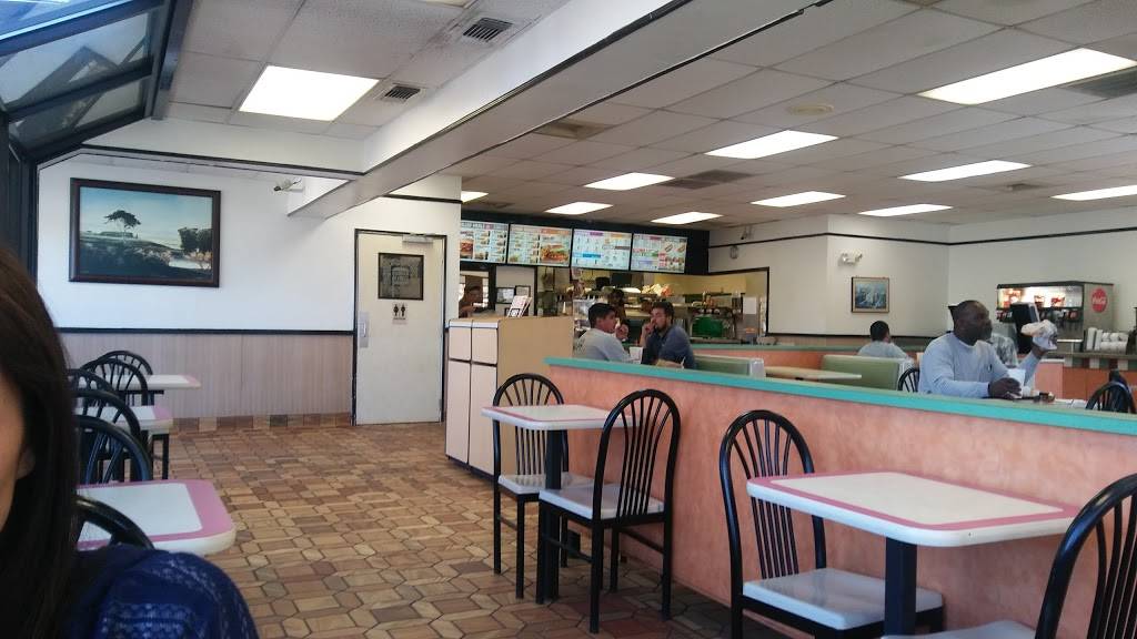 Burger King | restaurant | 530 S SW Loop 323, Tyler, TX 75702, USA | 9035954687 OR +1 903-595-4687