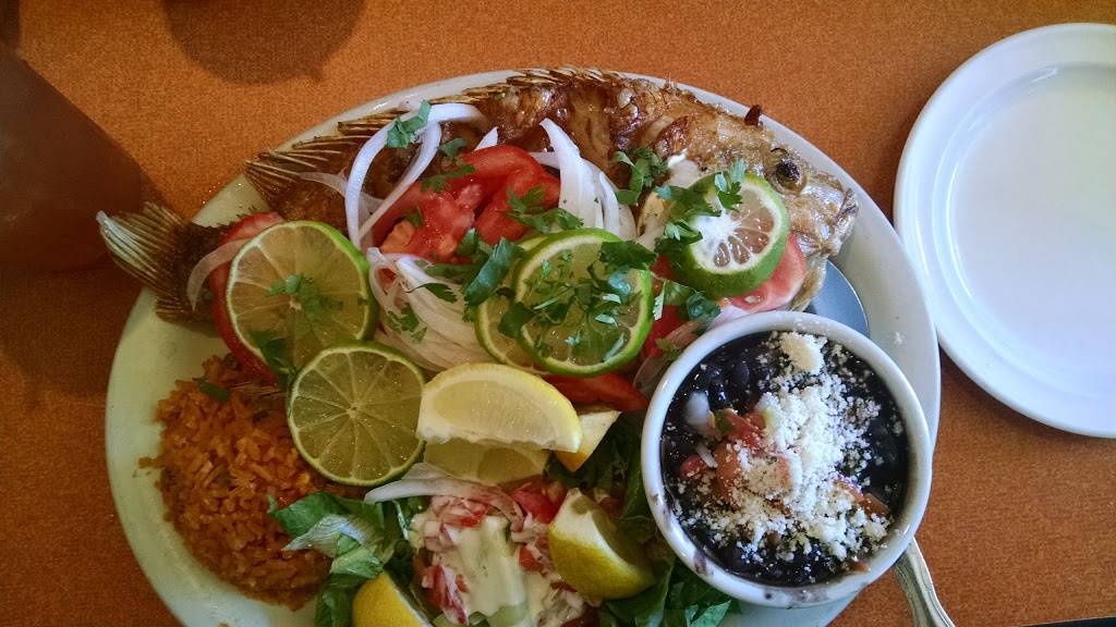 La Concha Coastal Mexican Grill | restaurant | 621 W Colton Ave, Redlands, CA 92374, USA | 9097921337 OR +1 909-792-1337