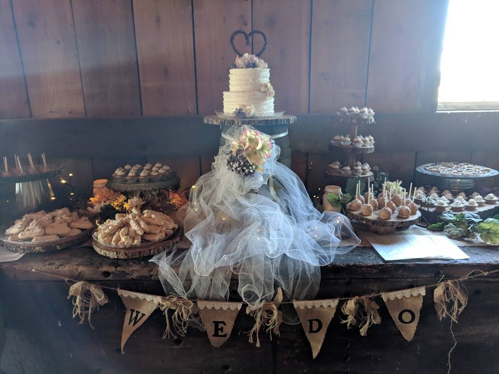 Mound Grove Golf Course | restaurant | 10760 Donation Rd, Waterford, PA 16441, USA | 8147962767 OR +1 814-796-2767