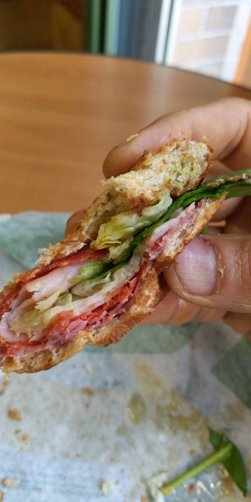 Subway Restaurants | restaurant | 2805 S Figueroa St, Los Angeles, CA 90007, USA | 2137454868 OR +1 213-745-4868