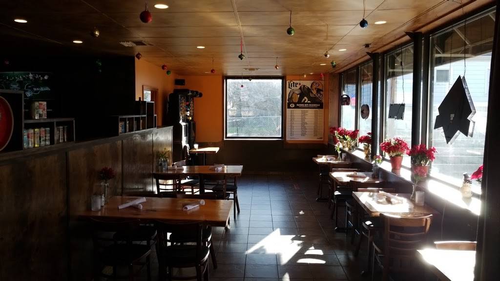 Milwaukee Beer Bistro | restaurant | 2730 N Humboldt Blvd, Milwaukee, WI 53212, USA | 4145625540 OR +1 414-562-5540