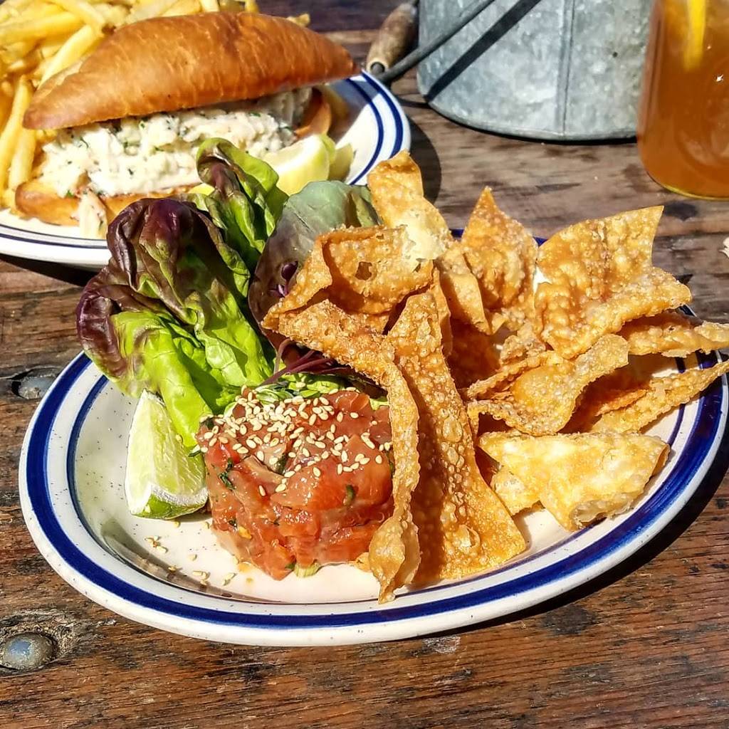 Fish | restaurant | 350 Harbor Dr, Sausalito, CA 94965, USA | 4153313474 OR +1 415-331-3474
