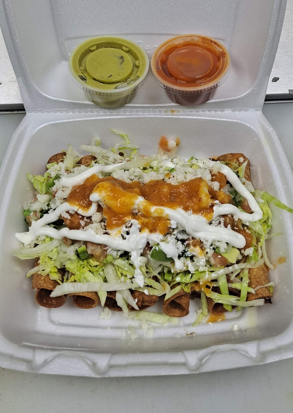 Taqueria Lucerito | restaurant | 7701 Cameron Rd, Austin, TX 78752, USA | 5125656029 OR +1 512-565-6029