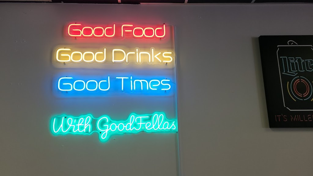 Goodfella’s Bar & Grill | restaurant | 1480 N Gateway Ave, Rockwood, TN 37854, USA | 8652458561 OR +1 865-245-8561