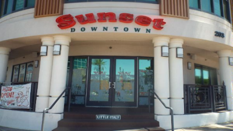 Sunset Downtown | restaurant | 203 S Water St, Henderson, NV 89015, USA | 7029061313 OR +1 702-906-1313