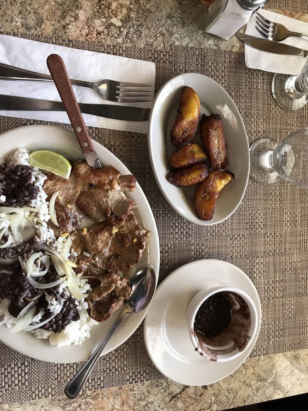 Rancho Algibe | restaurant | 1197 W 37th St, Hialeah, FL 33012, USA | 3052003720 OR +1 305-200-3720