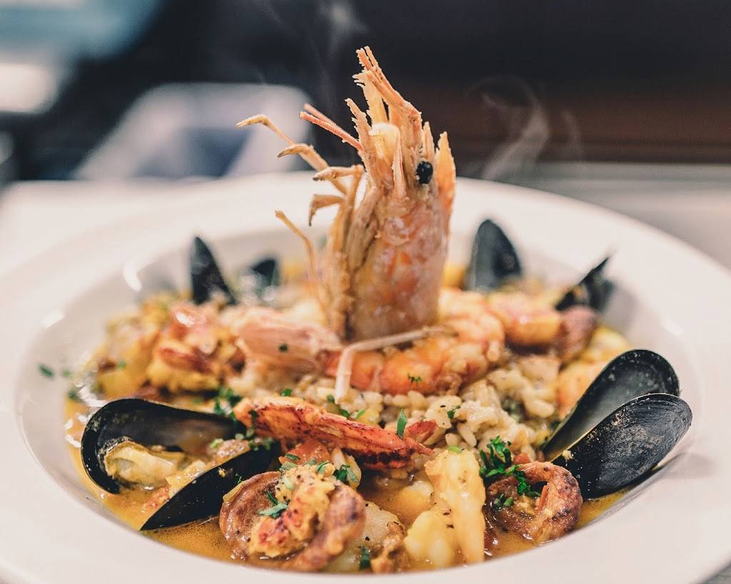 Maurice | restaurant | 145 Market St, Onancock, VA 23417, USA | 7573874889 OR +1 757-387-4889