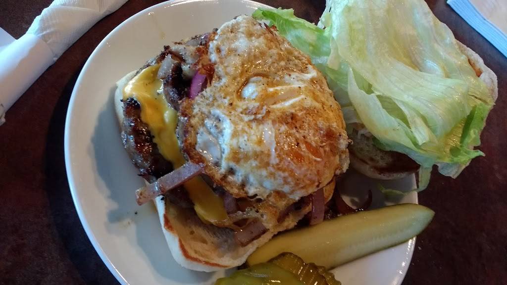 D2 Sports Pub Stadium District | restaurant | 788 Armed Forces Dr, Green Bay, WI 54304, USA | 9204993110 OR +1 920-499-3110