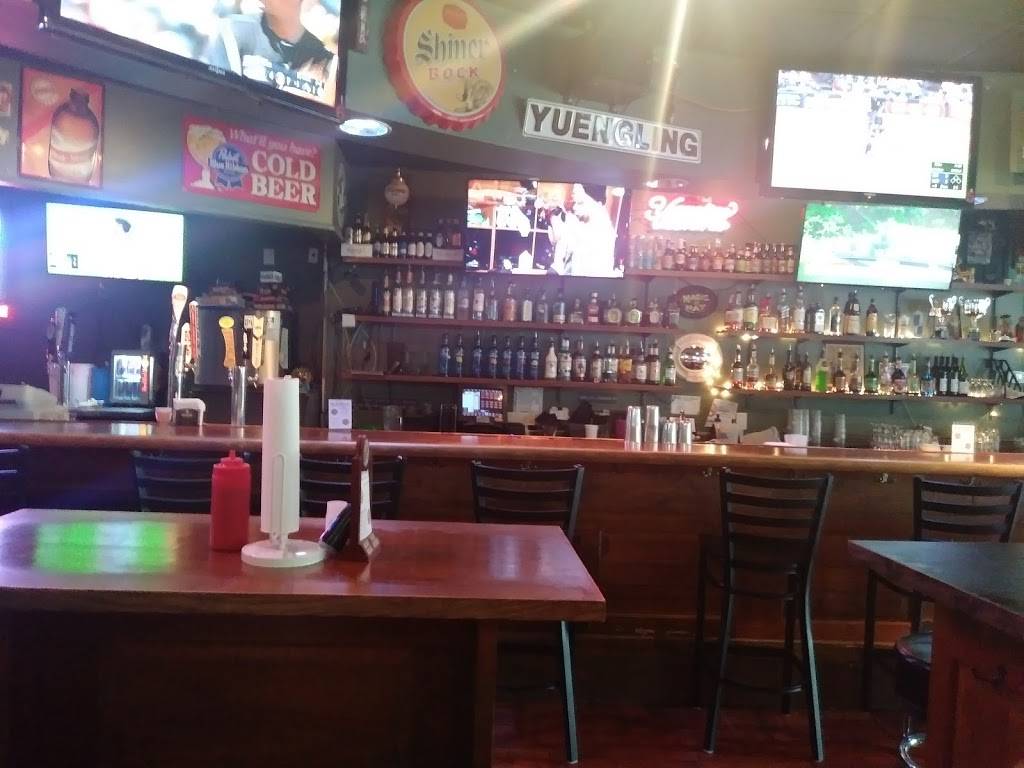 Ba-Da Wings | restaurant | 2161 Avent Ferry Rd, Raleigh, NC 27606, USA | 9198323902 OR +1 919-832-3902