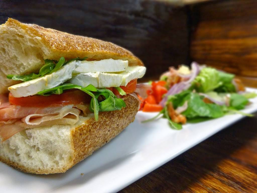 Cafe Gigu | night club | 102 Meridian St, East Boston, MA 02128, USA | 6175614448 OR +1 617-561-4448